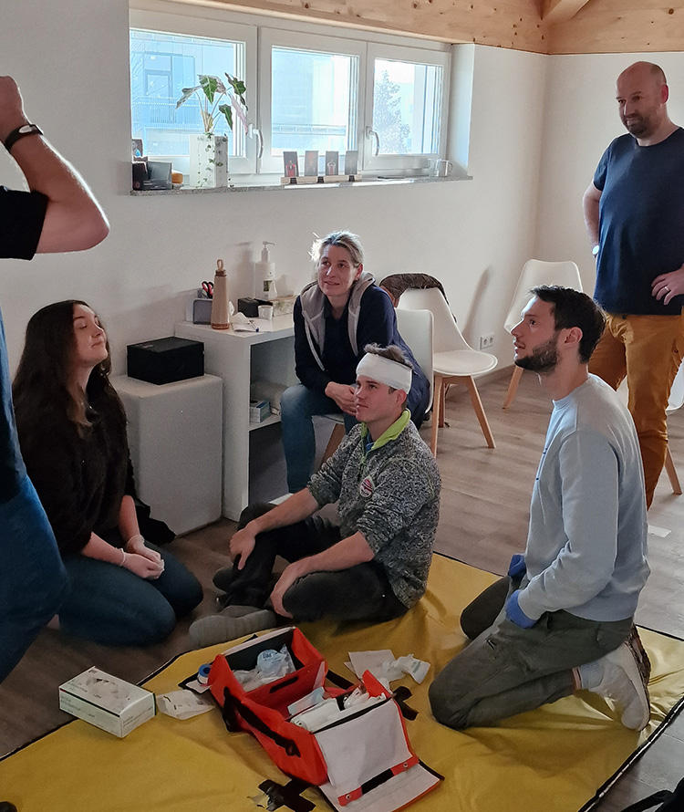 <!-- IEQ.SystemsLib.CMS.CMSFuncs. InsertContentHeadline(type=lang)([LF-Headline]) failed -->